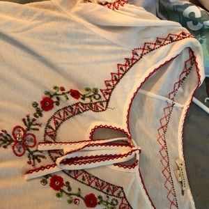 Flowered blouse for summer